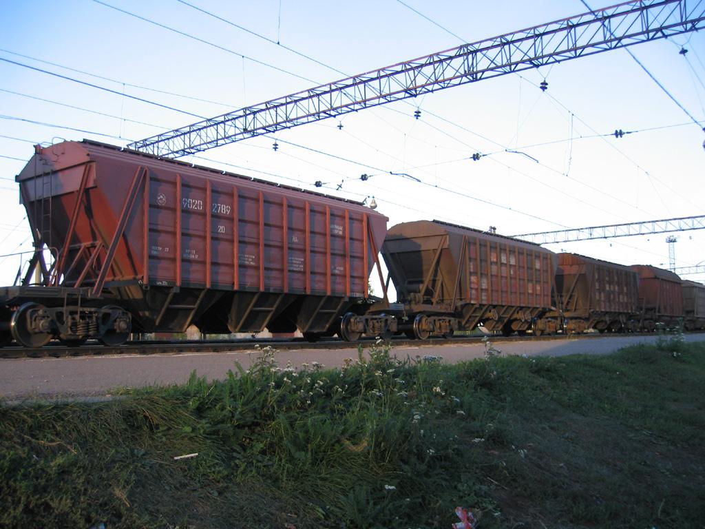 Вибух у військовому потязі на Київщині: як детонація боєприпасів зупинила залізничний рух